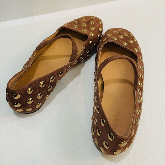 Madewell Greta Ballet Leather Flat in Leather Suede Gold Studs - Picture 5 of 12